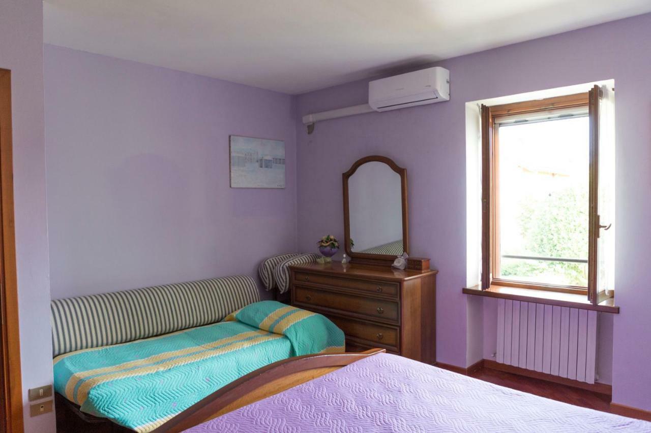 La Casa Di Cristina Lägenhet Arona Exteriör bild